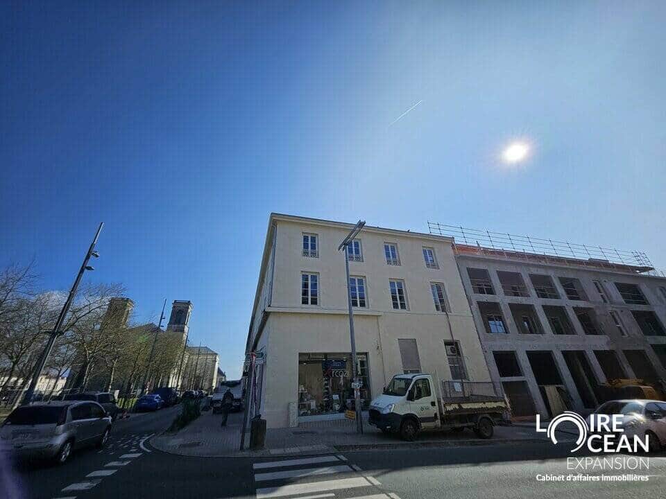 Local commercial · 219 m² · Achat des murs — photo 1