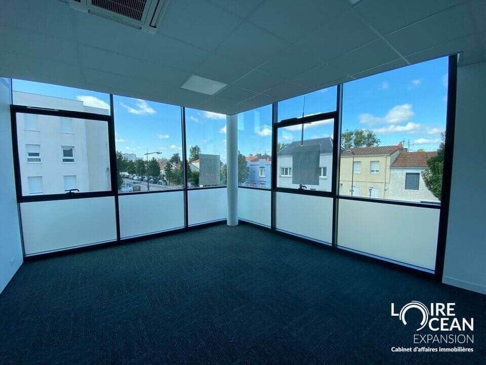 Local commercial · 130 m² · Location — photo 1