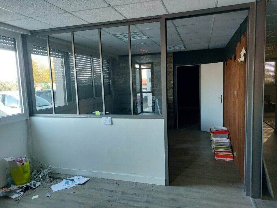 Local commercial · 122 m² · Location — photo 1