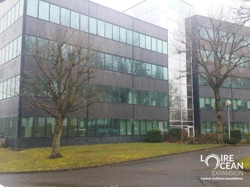 Local commercial · 197 m² · Location — photo 1