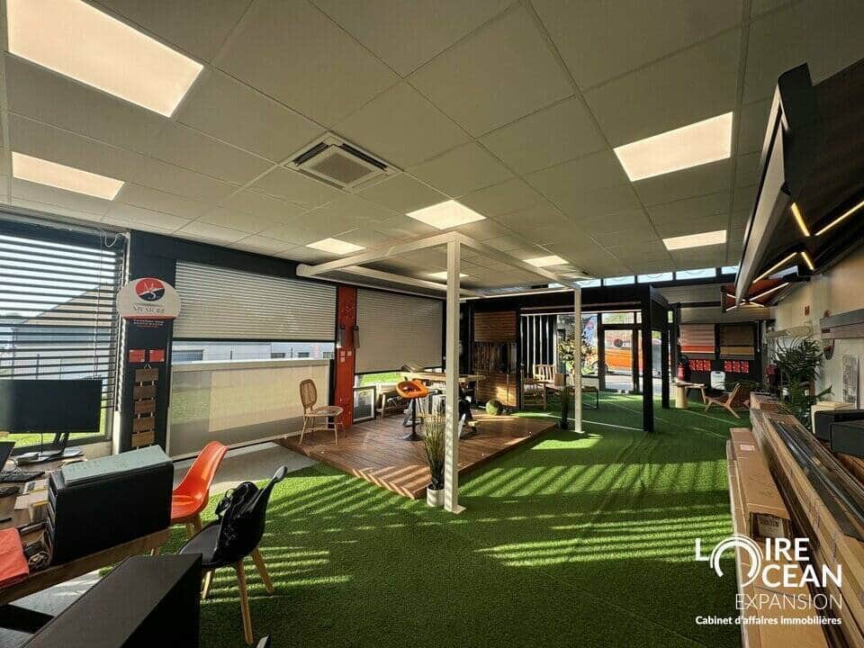 Local commercial · 175 m² · Location — photo 1