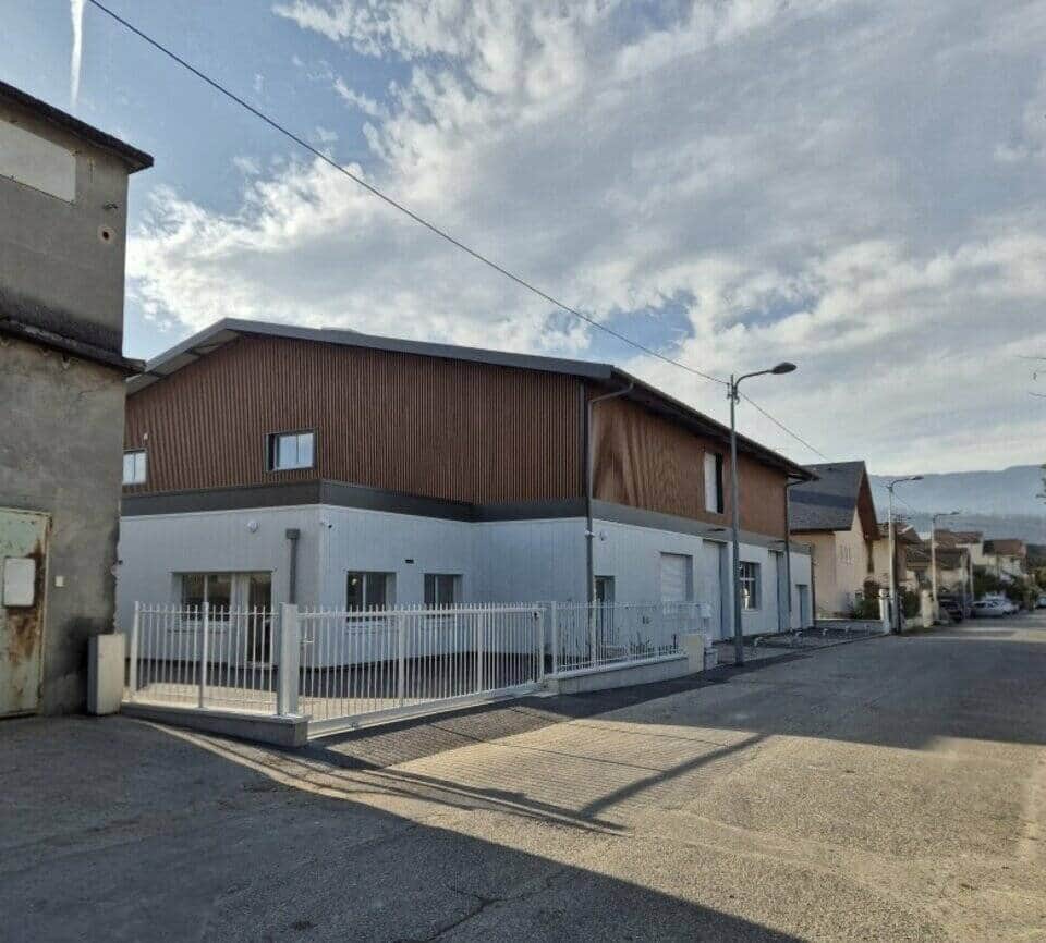 Local commercial · 485 m² · Location — photo 1