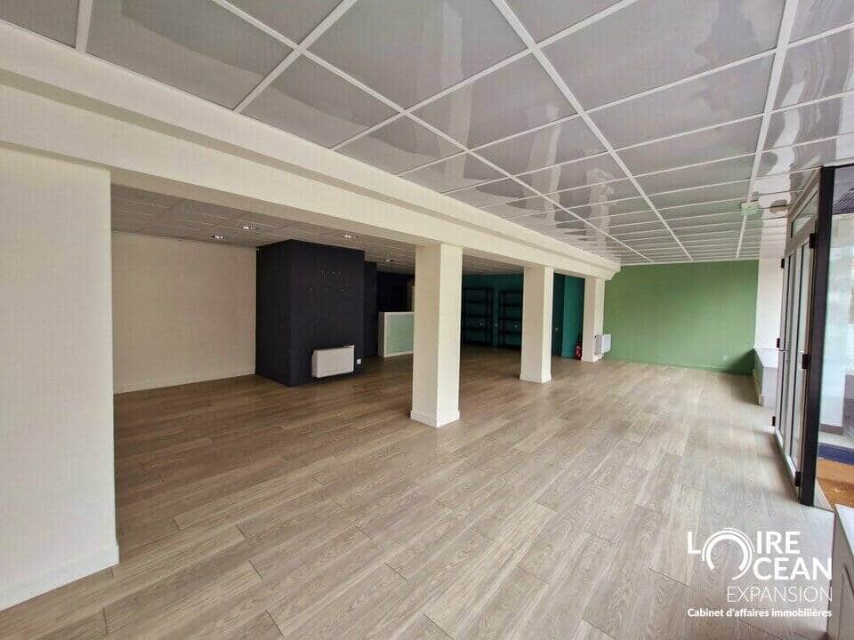 Local commercial · 95 m² · Location — photo 1