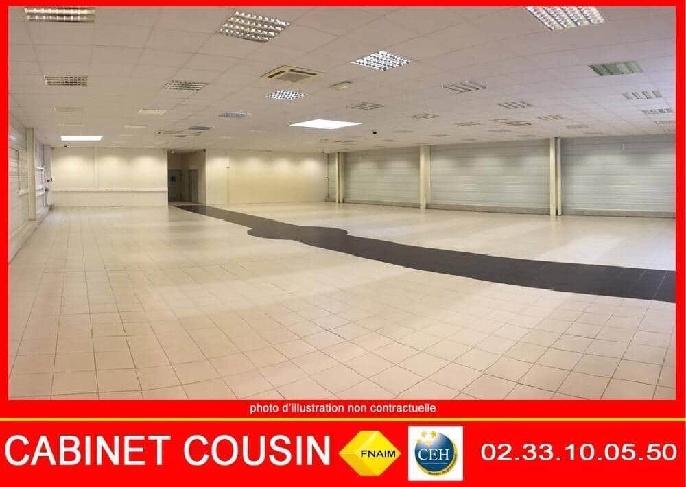 Locaux commerciaux boutique · 390 m² · Fonds de commerce — photo 1