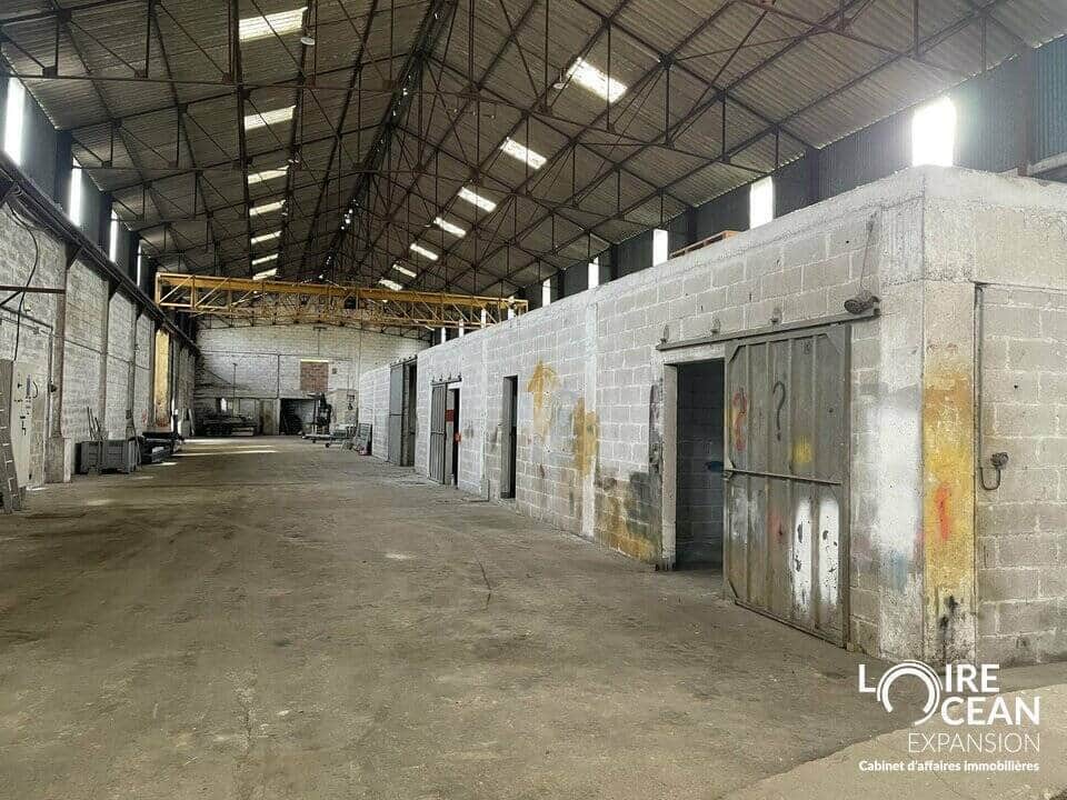 Local commercial · 900 m² · Location — photo 1