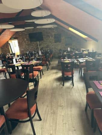Brasserie pizzeria creperie petite ville active a 30mn de vannes morbihan 56 · 100 m² · Fonds de commerce — photo 1