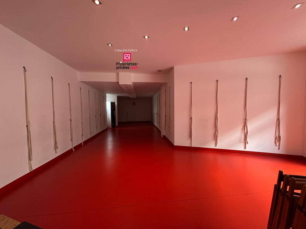 Local commercial · 90 m² · Fonds de commerce — photo 1