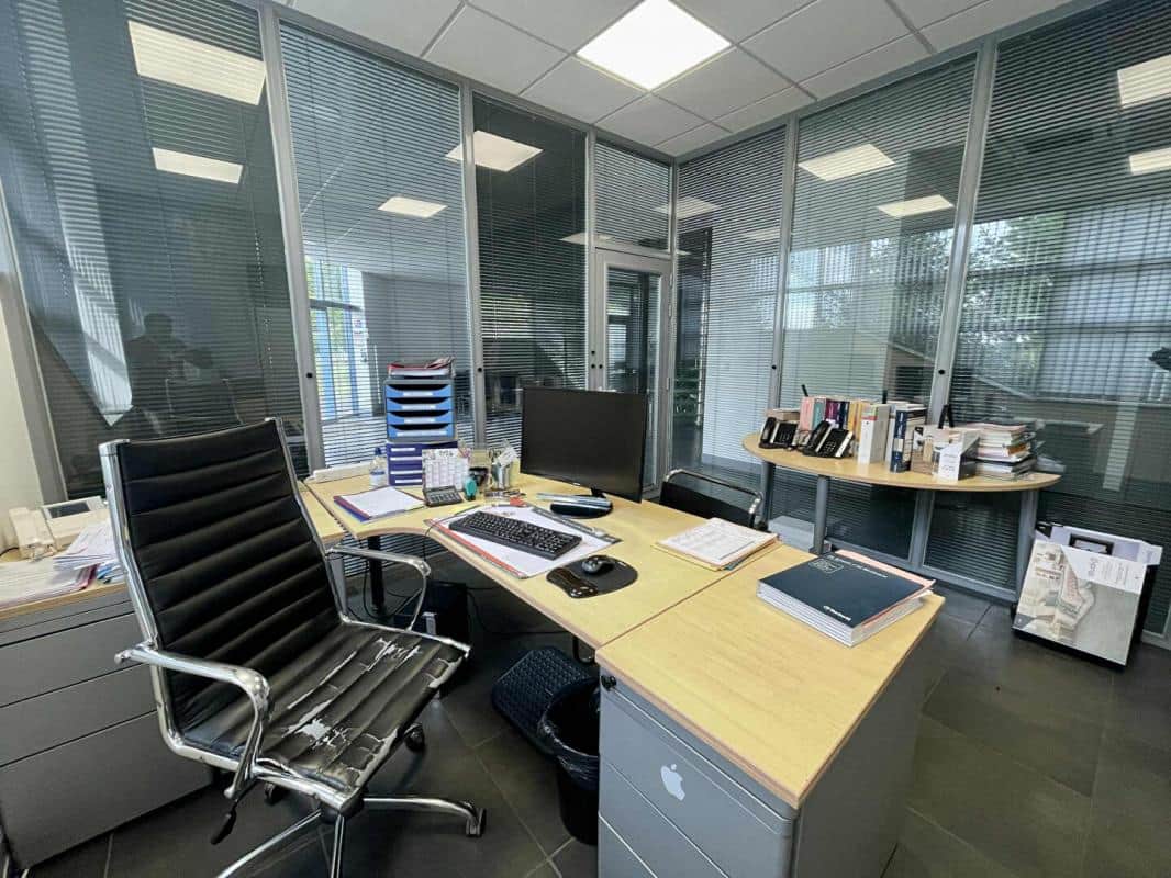 Local commercial · 200 m² · Cession de bail — photo 1