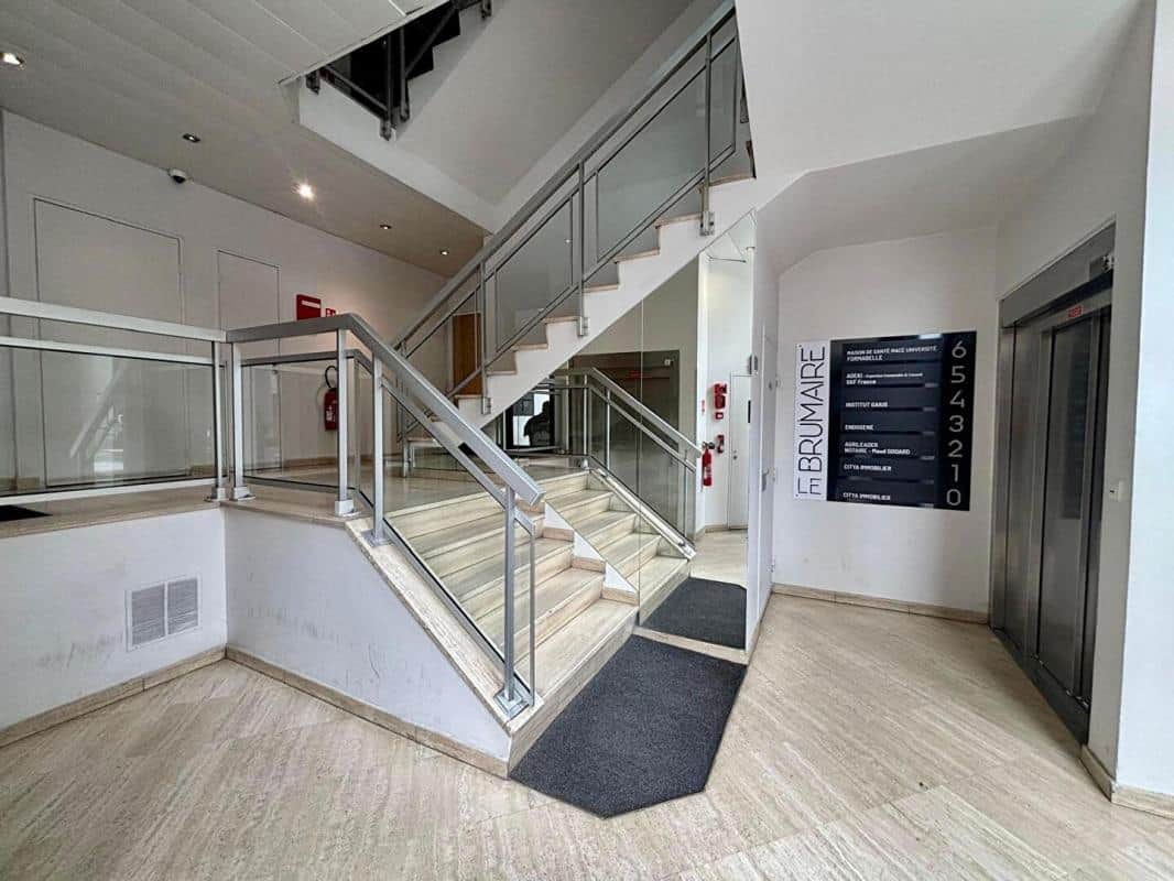 Local commercial · 146 m² · Fonds de commerce — photo 1