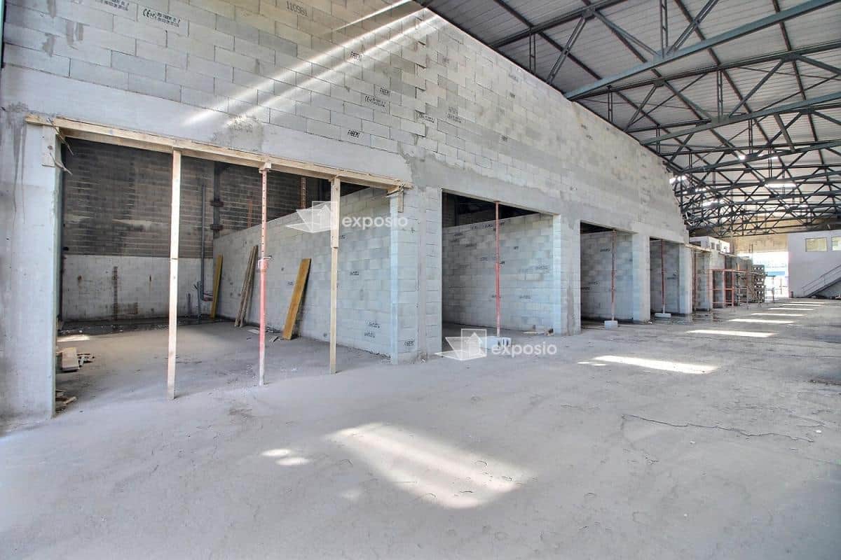 Local commercial · 69 m² · Fonds de commerce — photo 1