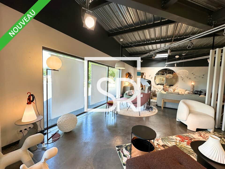 Local commercial · 760 m² · Location — photo 1