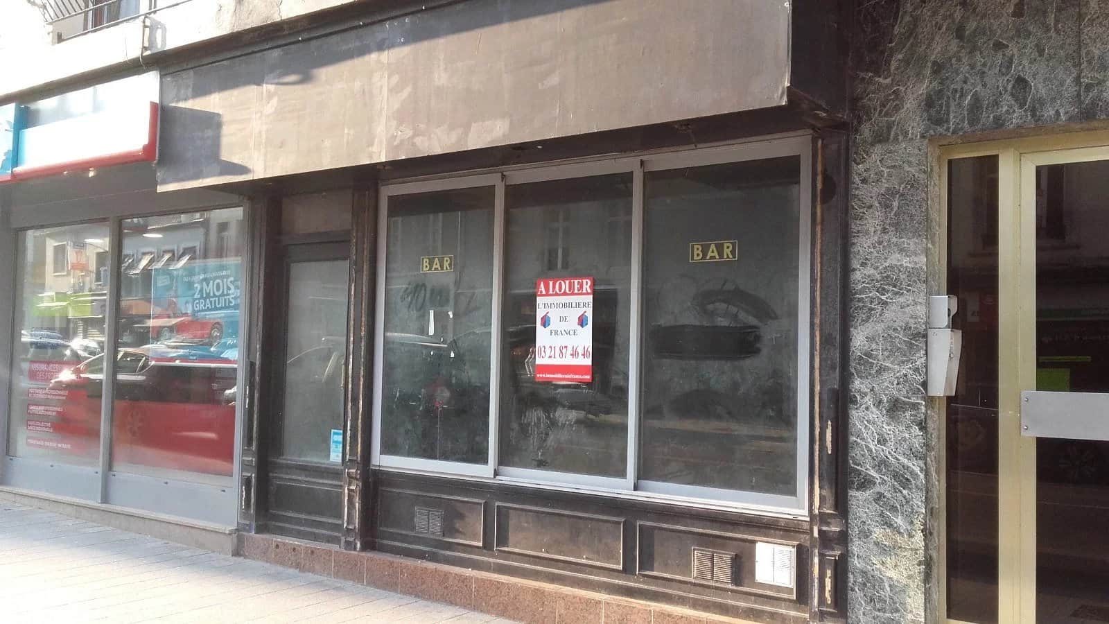 Local commercial · 102 m² · Location — photo 1