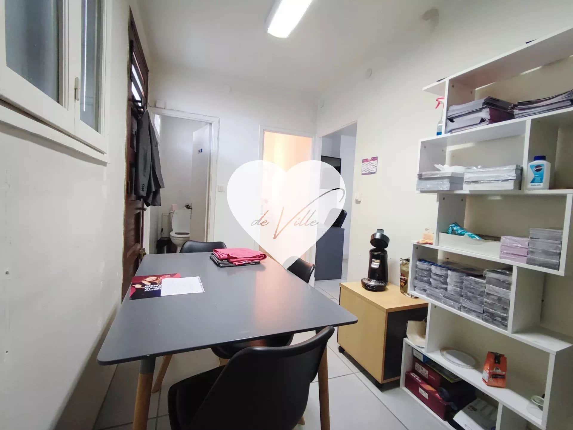 Local commercial · 47 m² · Achat des murs — photo 1