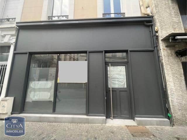 Local commercial · 518 m² · Location — photo 1