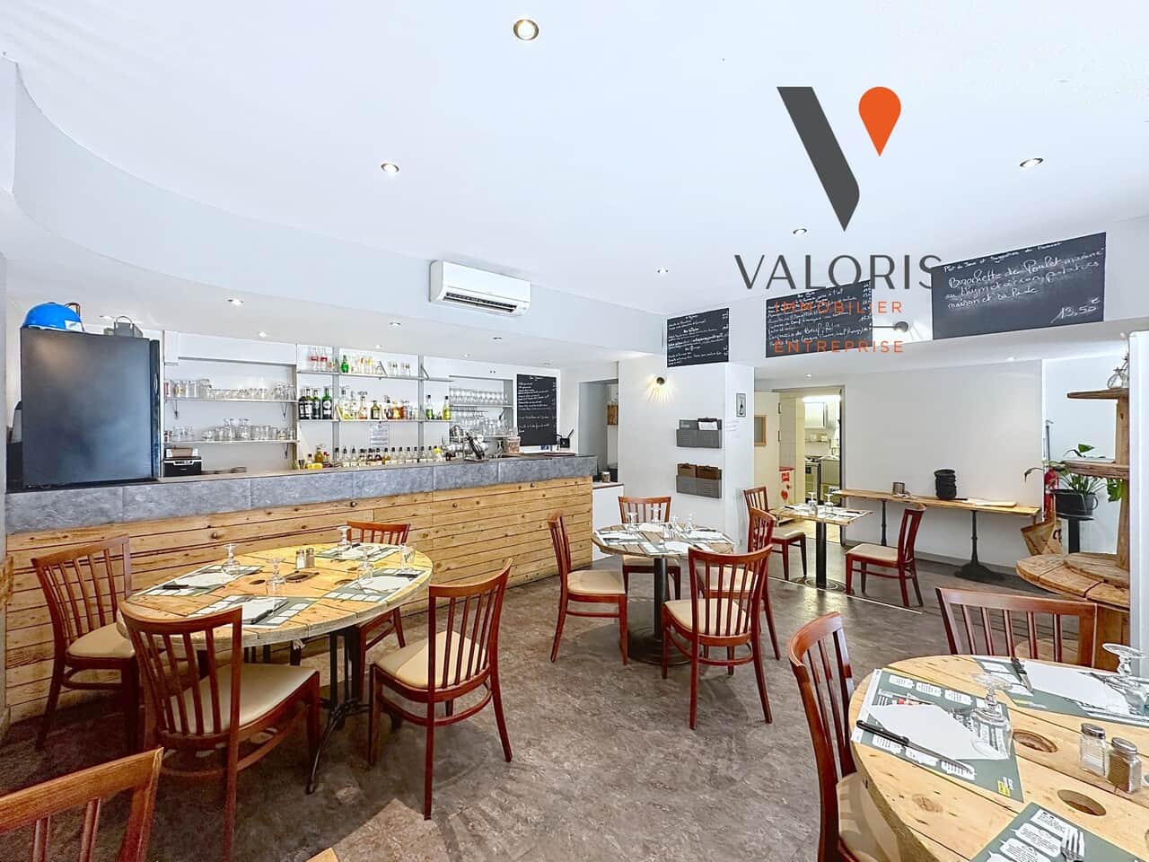 Local commercial · 110 m² · Fonds de commerce — photo 1