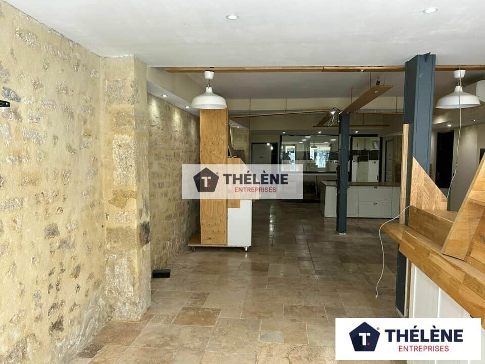 Local commercial · 180 m² · Achat des murs — photo 1