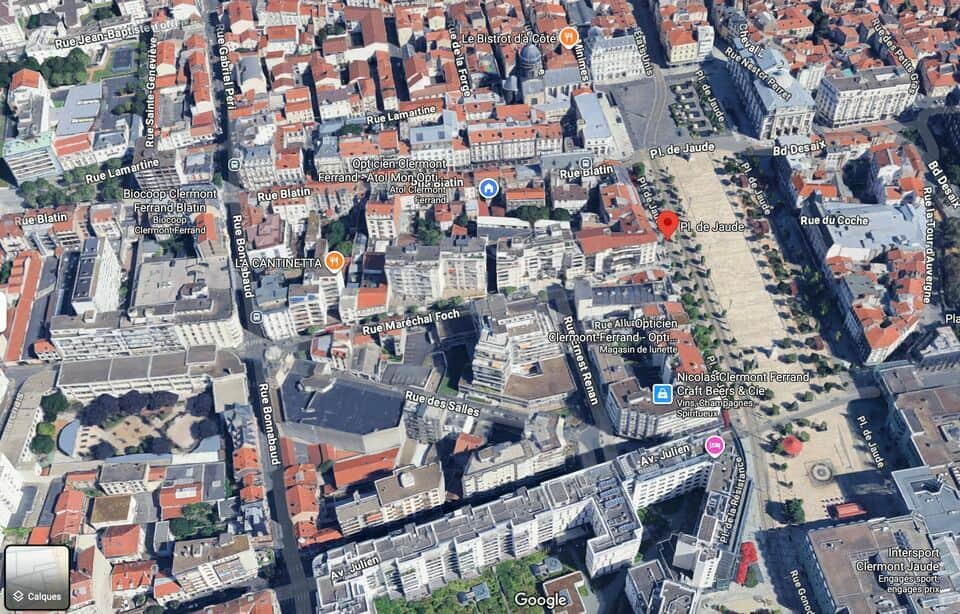 Local commercial · 145 m² · Location — photo 1