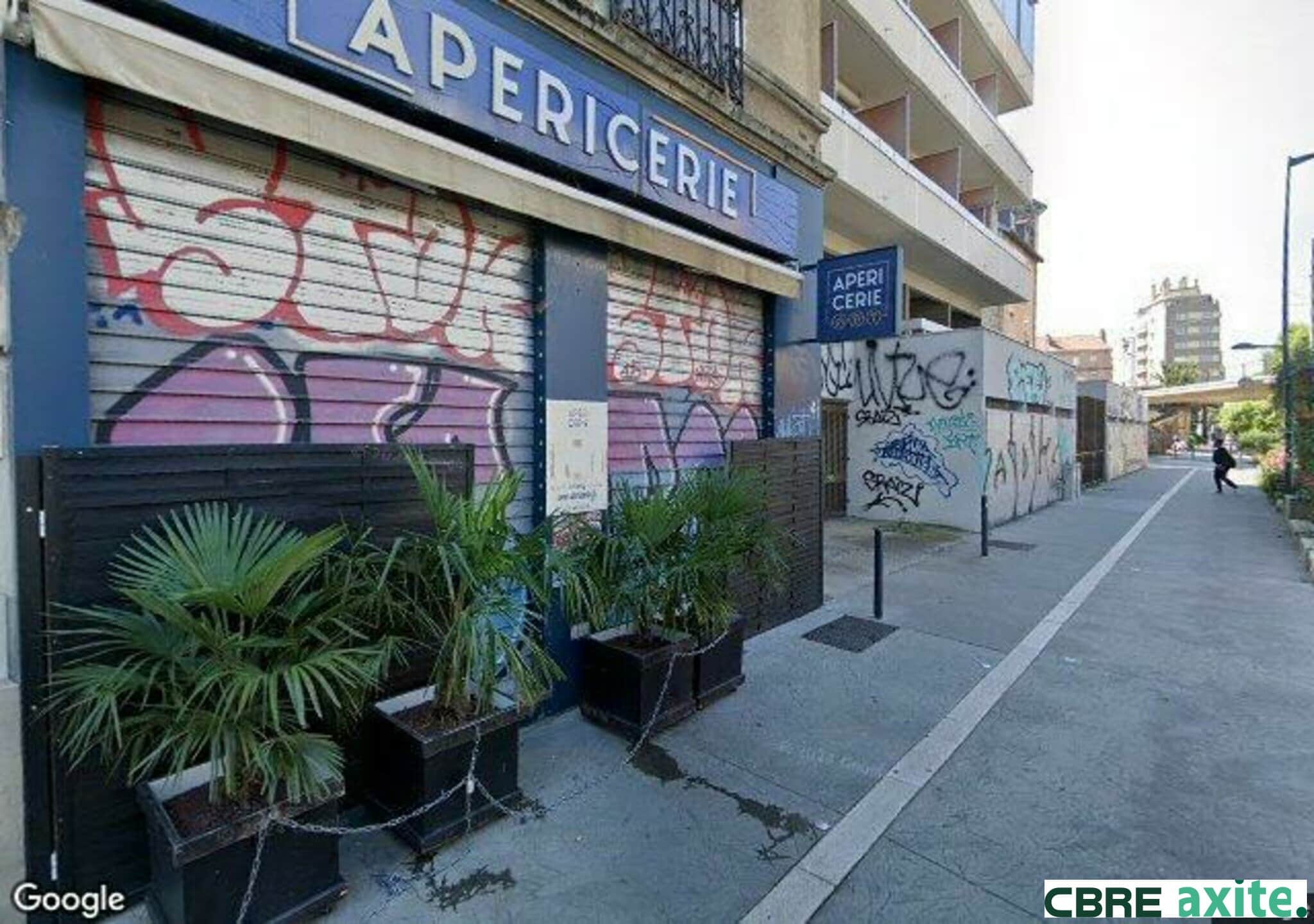 Local commercial · 72 m² · Location — photo 1