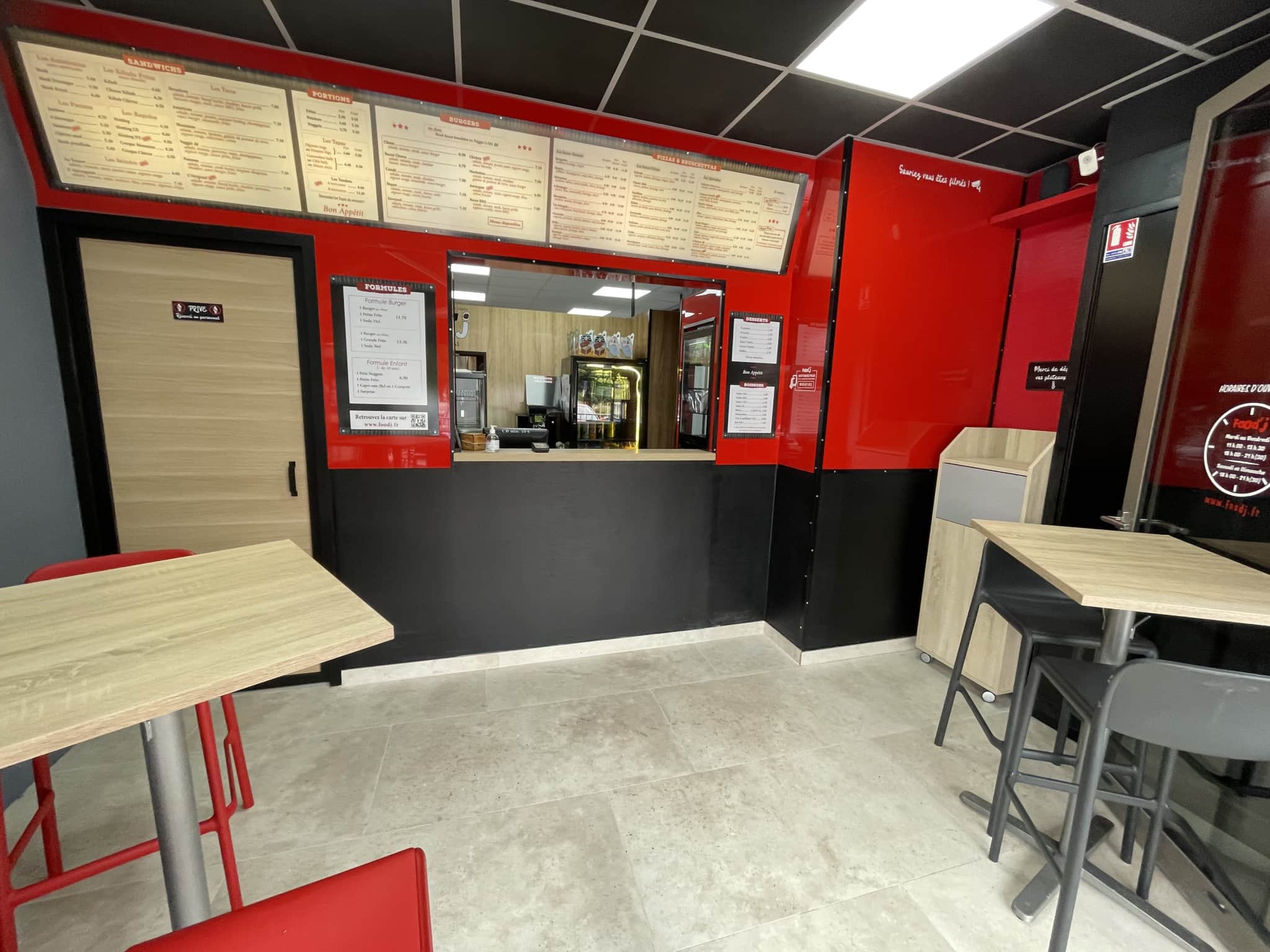 Local commercial · 170 m² · Achat des murs — photo 1