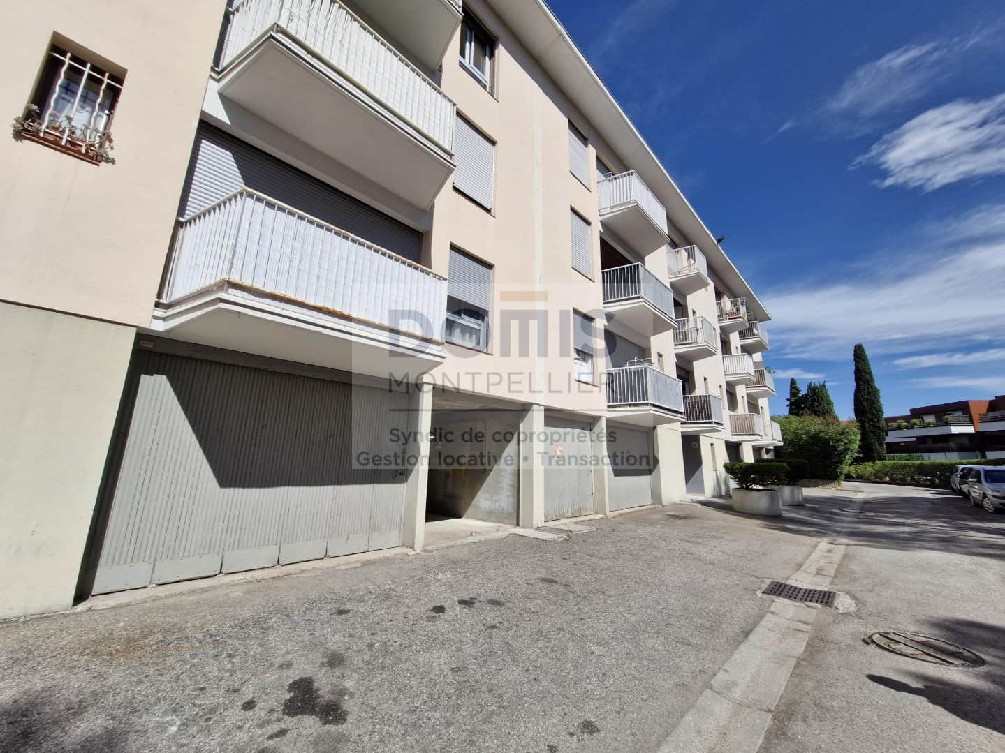 Local commercial · 17 m² · Achat des murs — photo 1