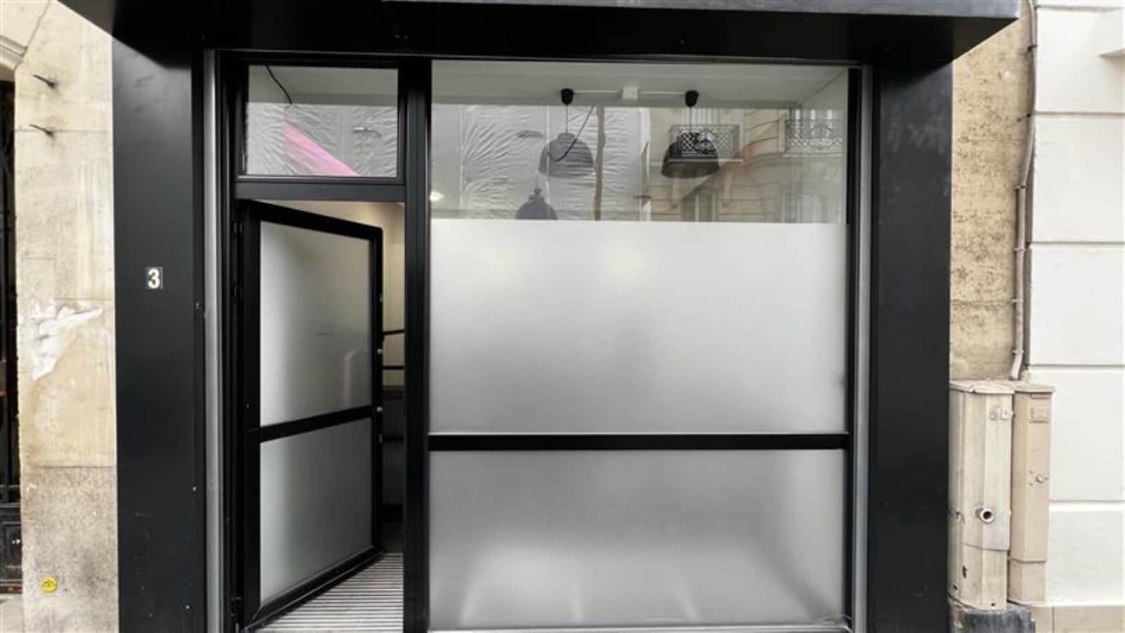 Local commercial · 30 m² · Achat des murs — photo 1