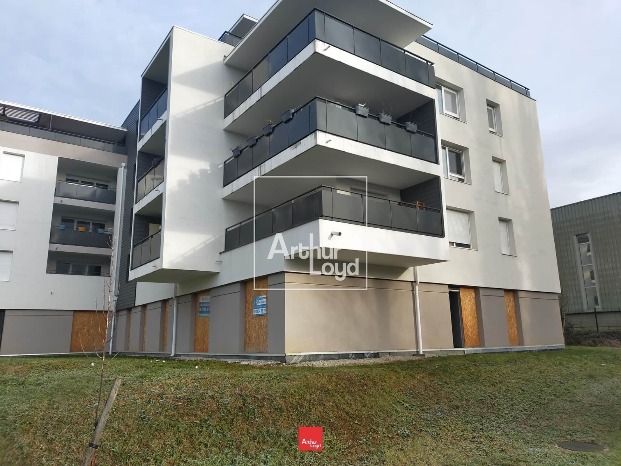 Local commercial · 288 m² · Location — photo 1