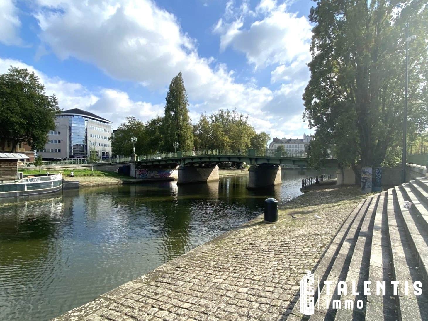 Local commercial · 60 m² · Achat des murs — photo 1