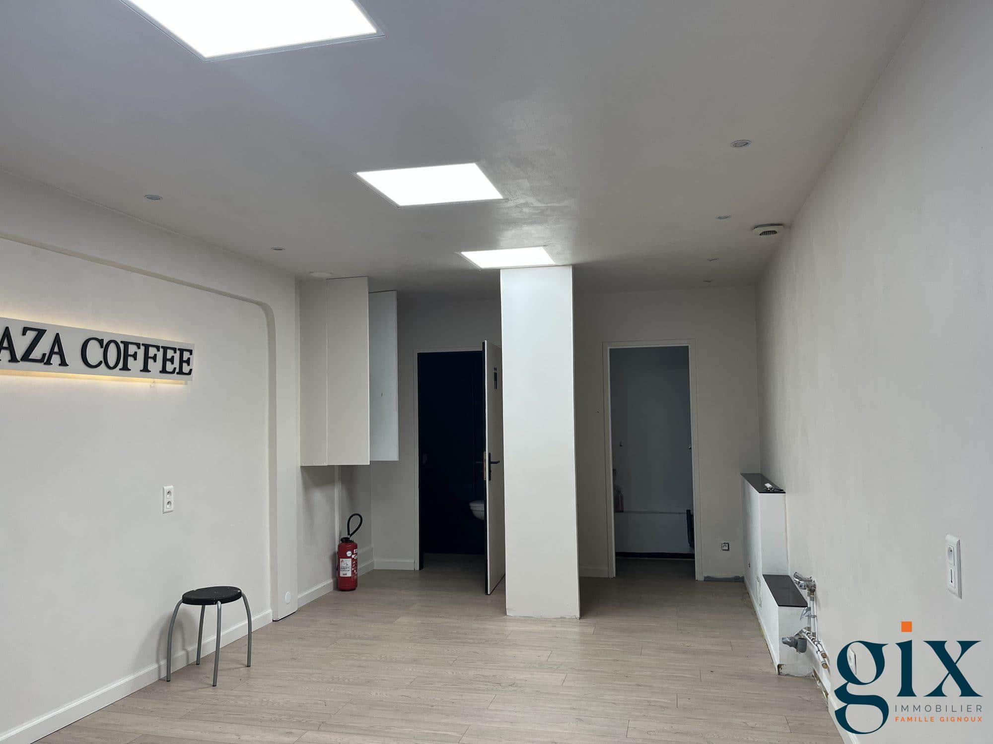 Local commercial · 50 m² · Location — photo 1