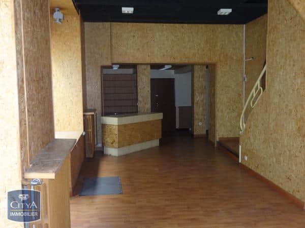 Local commercial · Location — photo 1