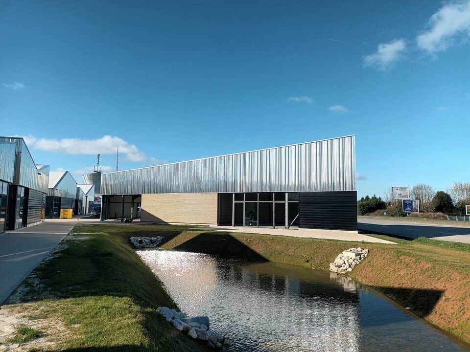 Local commercial · 1379 m² · Location — photo 1