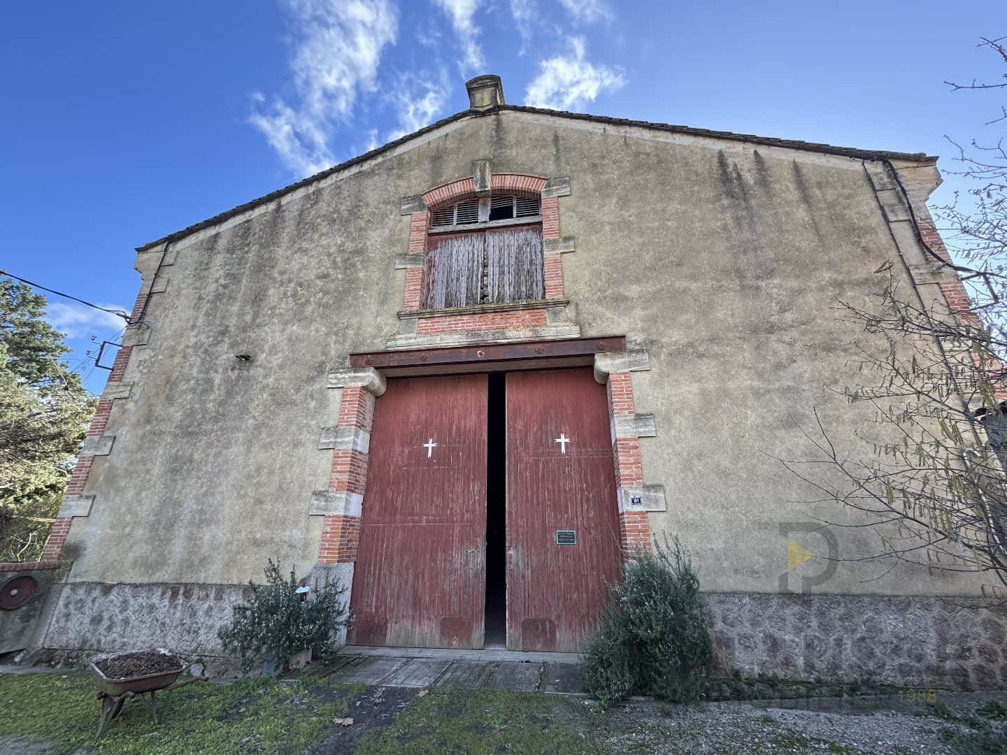 Local commercial · 370 m² · Achat des murs — photo 1