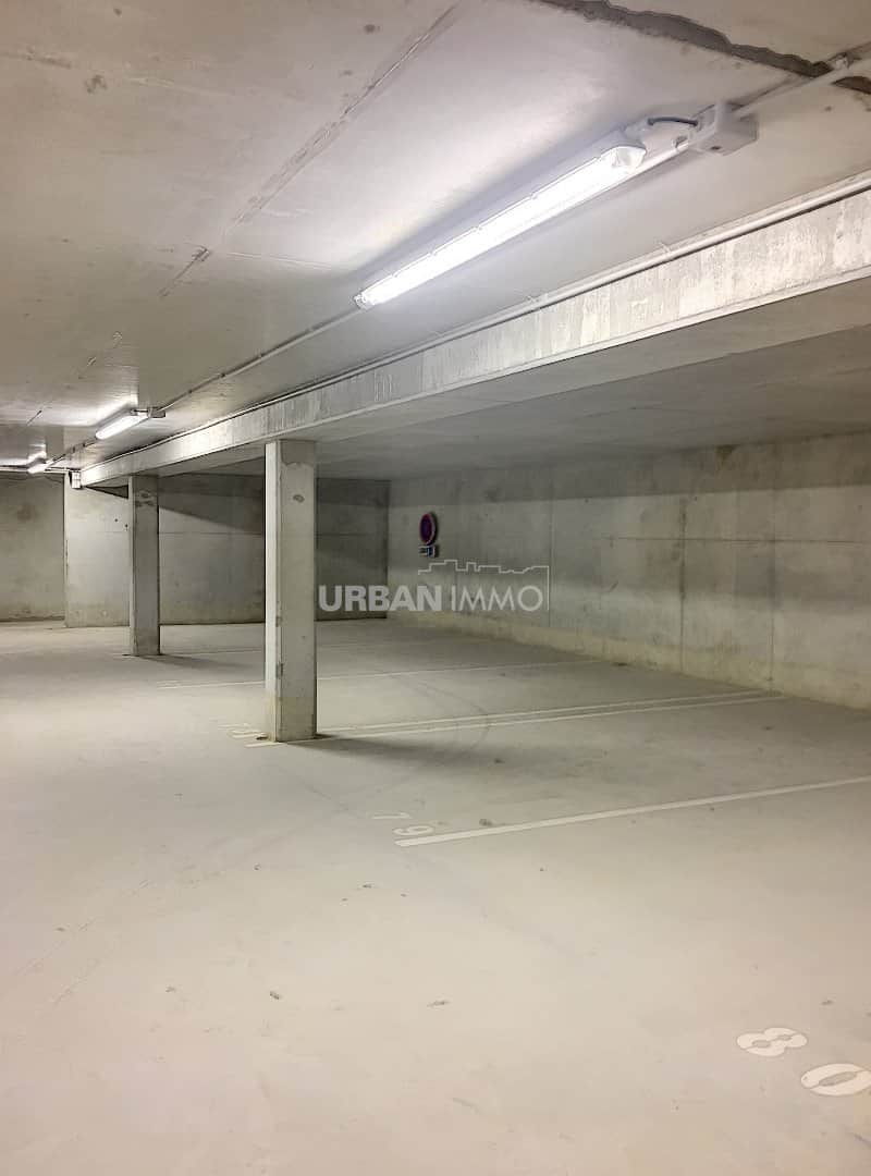 Local commercial · Location — photo 1