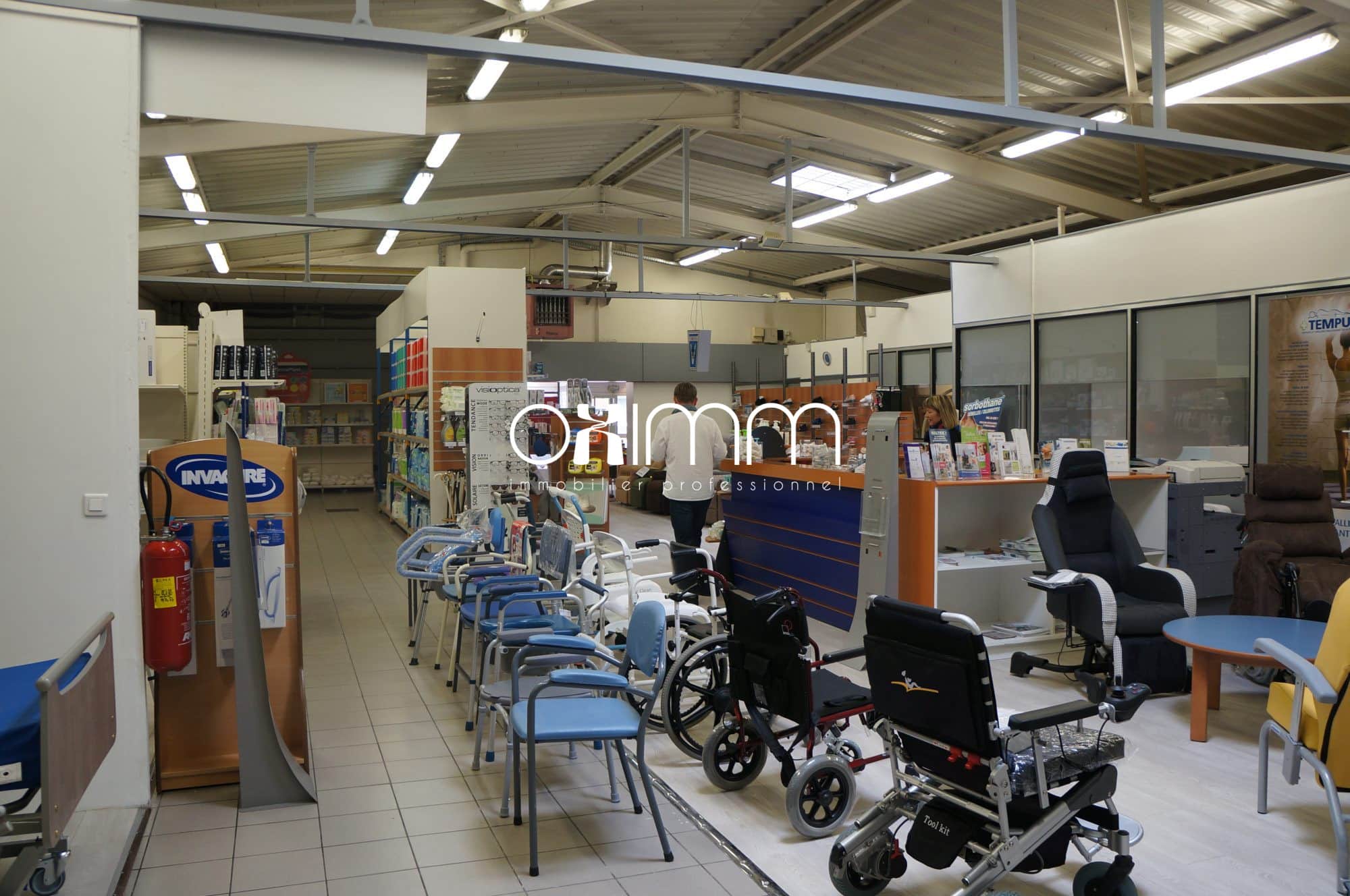 Local commercial · 420 m² · Achat des murs — photo 1