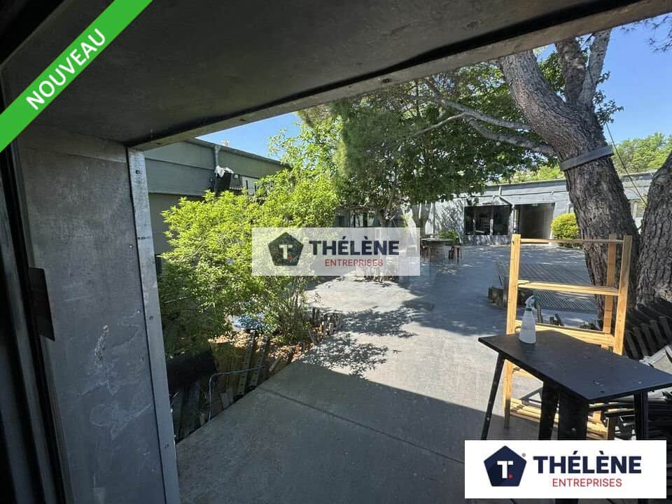 Local commercial · 267 m² · Achat des murs — photo 1