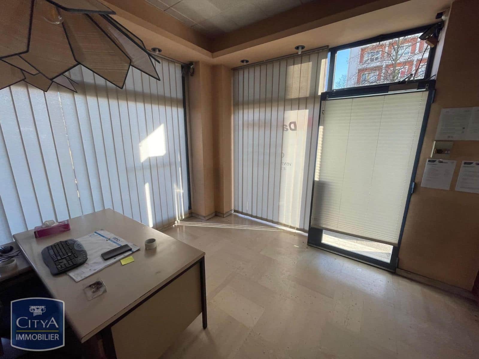 Local commercial · 25 m² · Location — photo 1