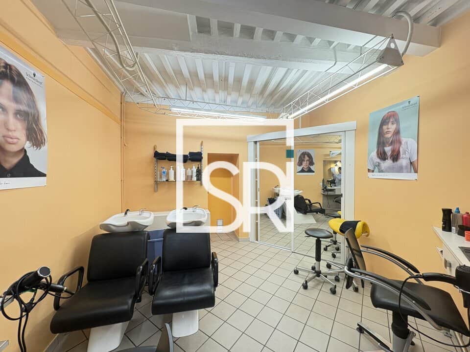 Local commercial · 36 m² · Location — photo 1
