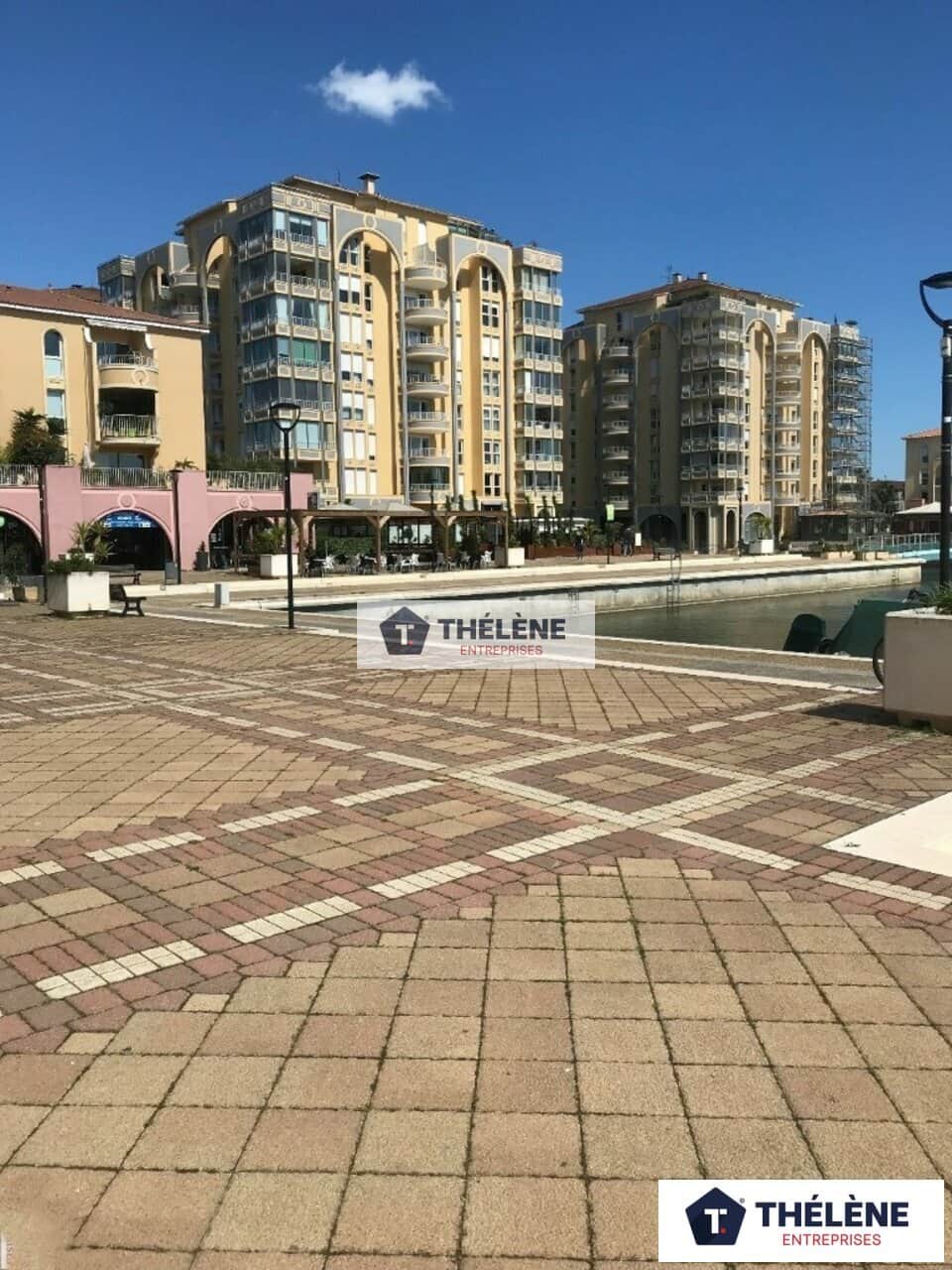 Local commercial · 28 m² · Location — photo 1