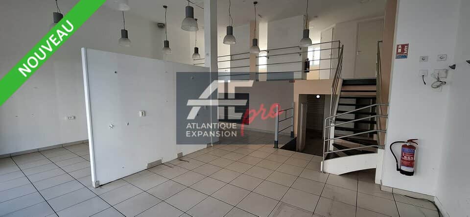 Local commercial · 116 m² · Achat des murs — photo 1