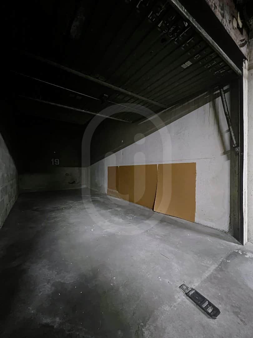 Local commercial · Location — photo 1