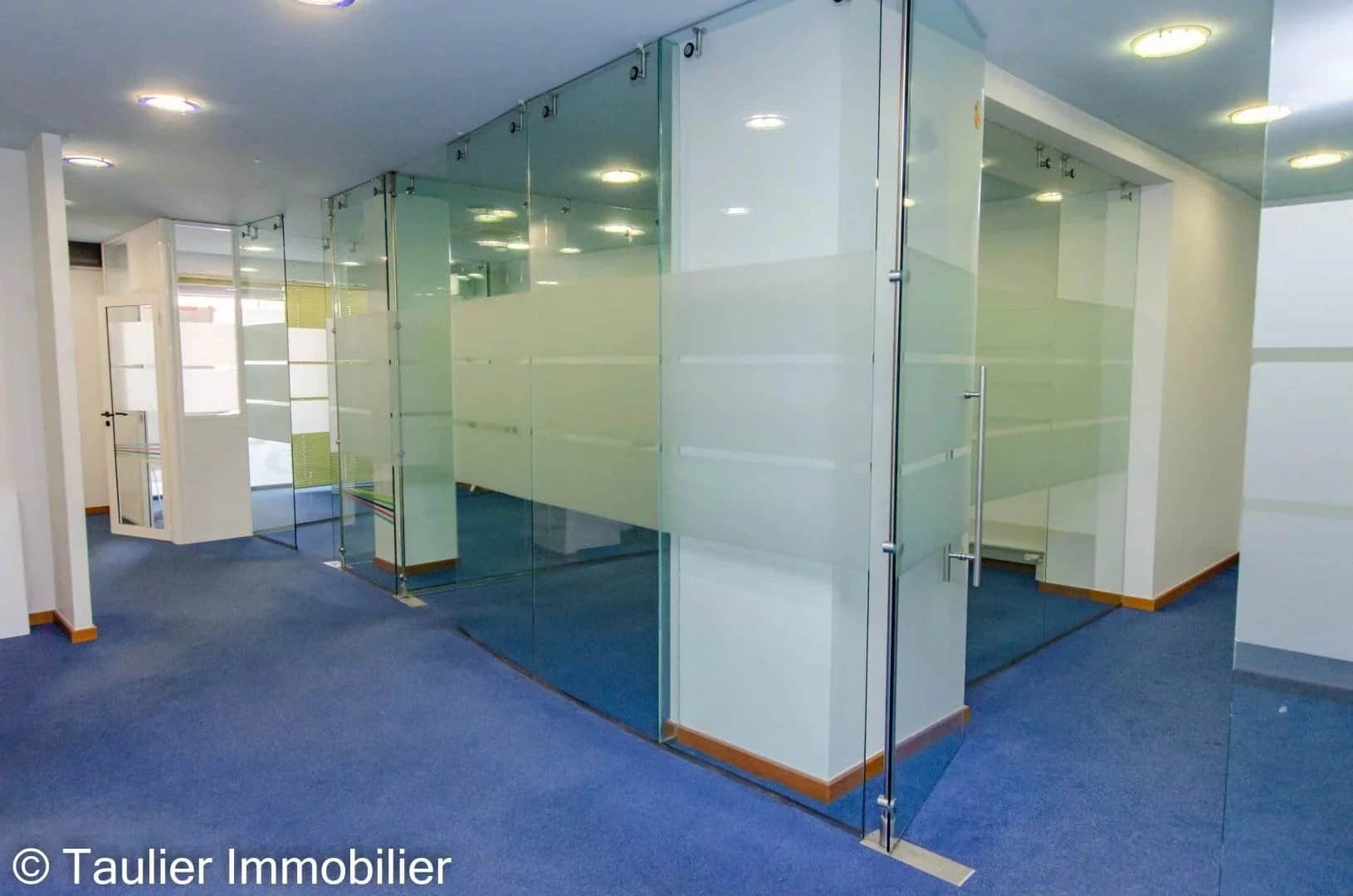 Local commercial · 127 m² · Achat des murs — photo 1