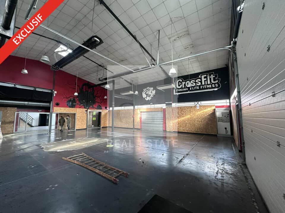 Local commercial · 626 m² · Location — photo 1