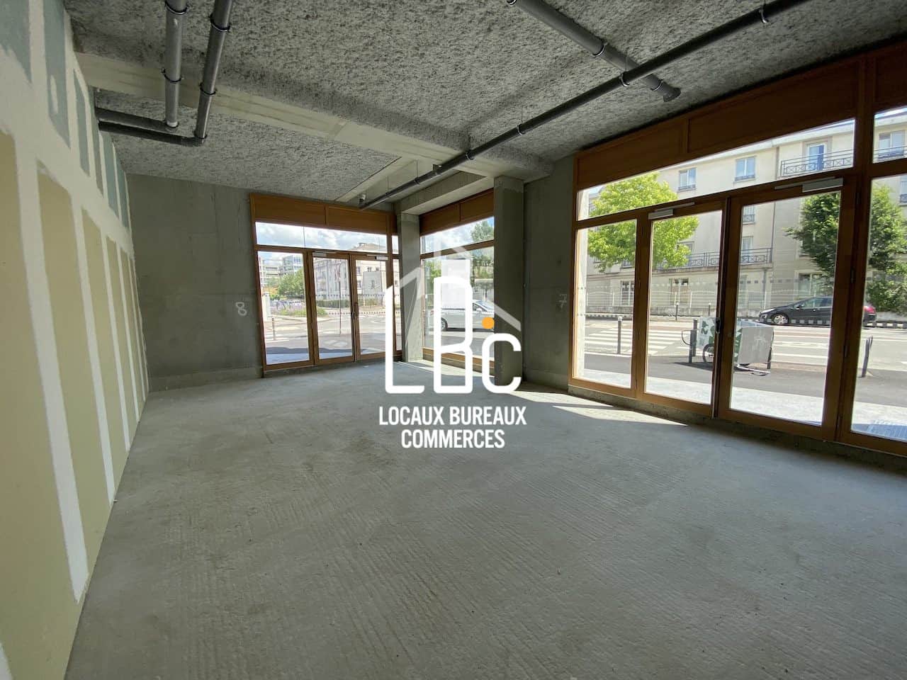 Local commercial · 120 m² · Location — photo 1