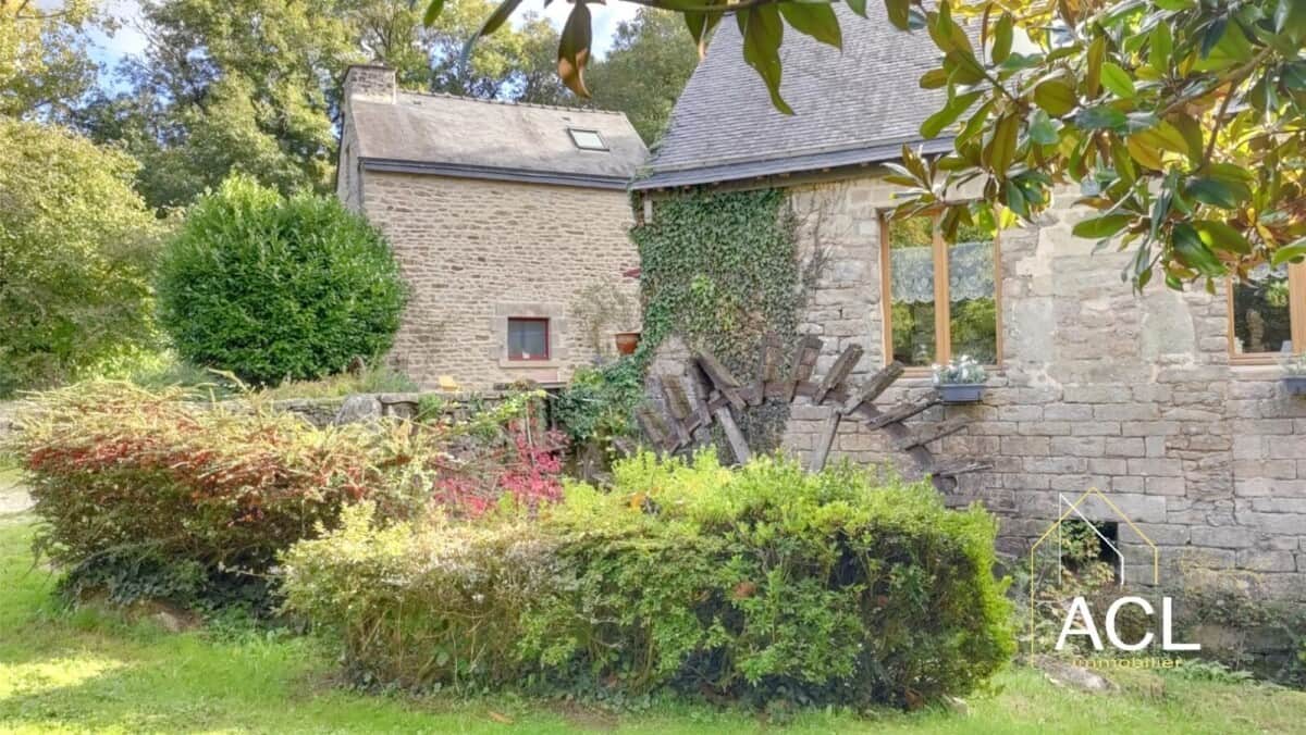 Local commercial · 317 m² · Achat des murs — photo 1
