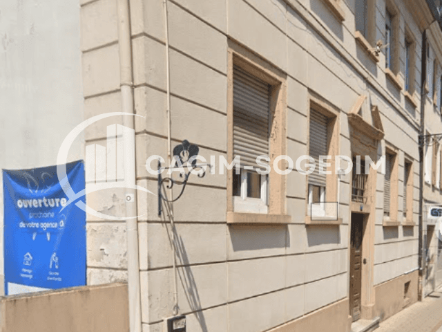 Local commercial · 121 m² · Location — photo 1
