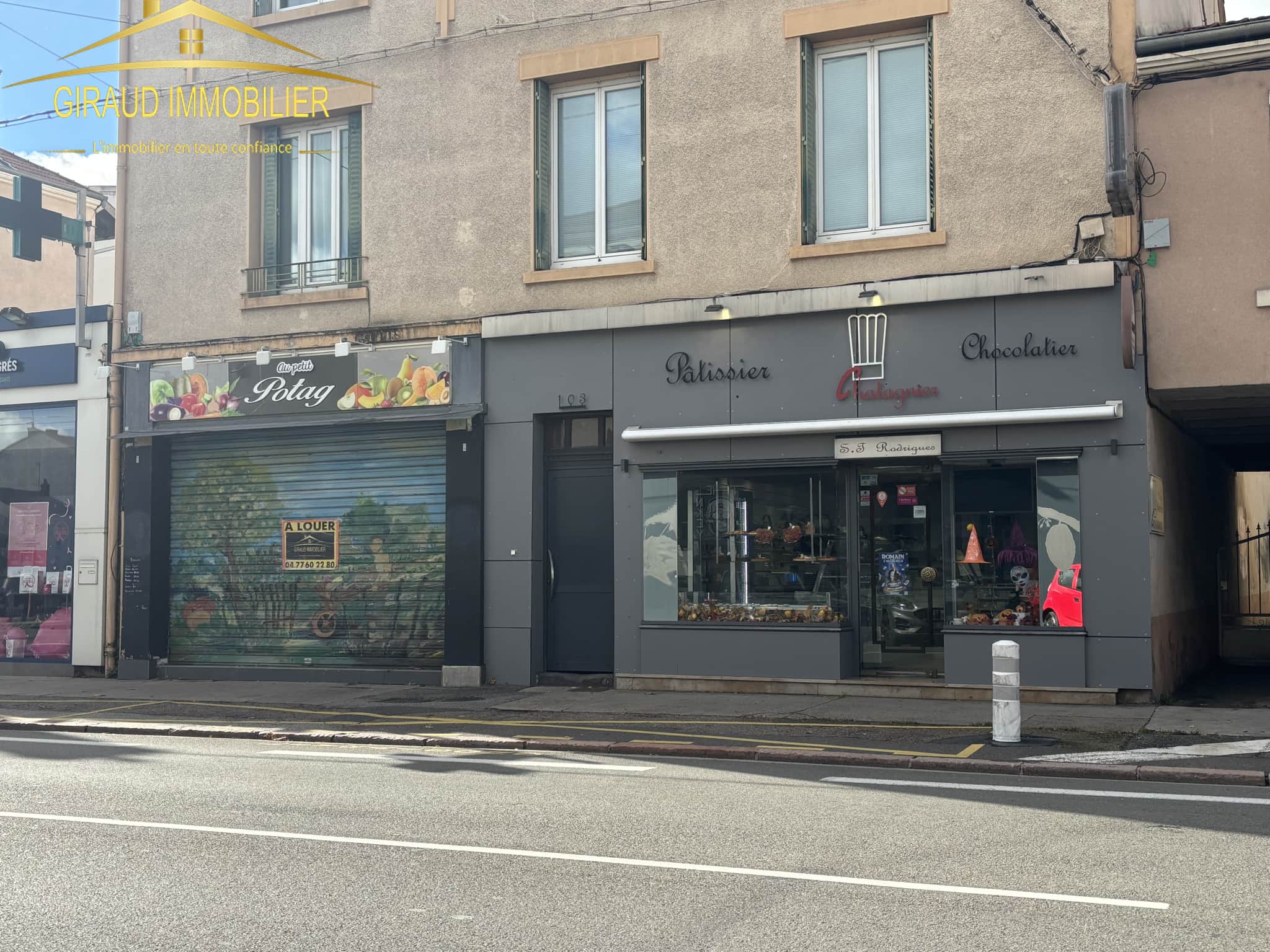 Local commercial · 65 m² · Location — photo 1