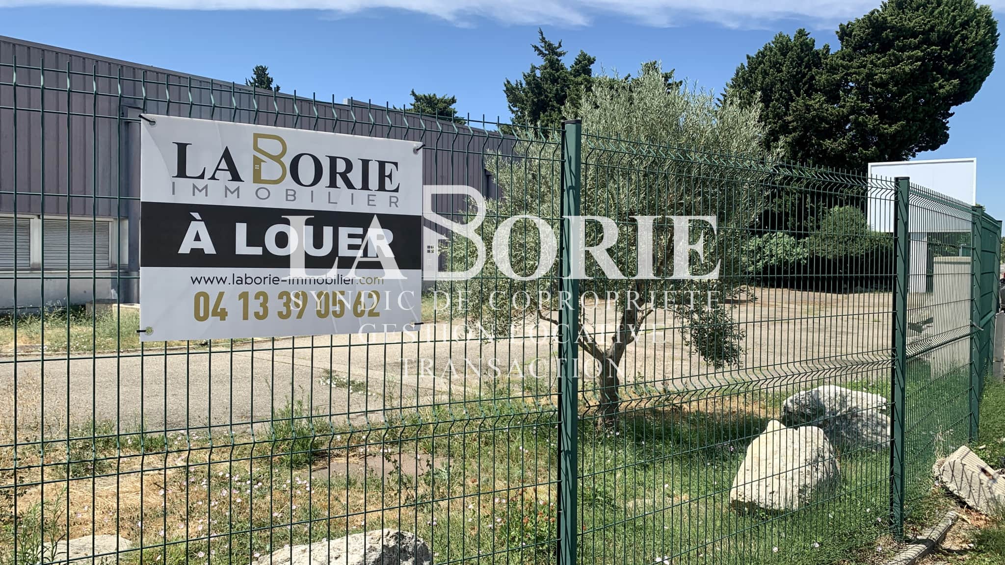 Local commercial · 120 m² · Location — photo 1