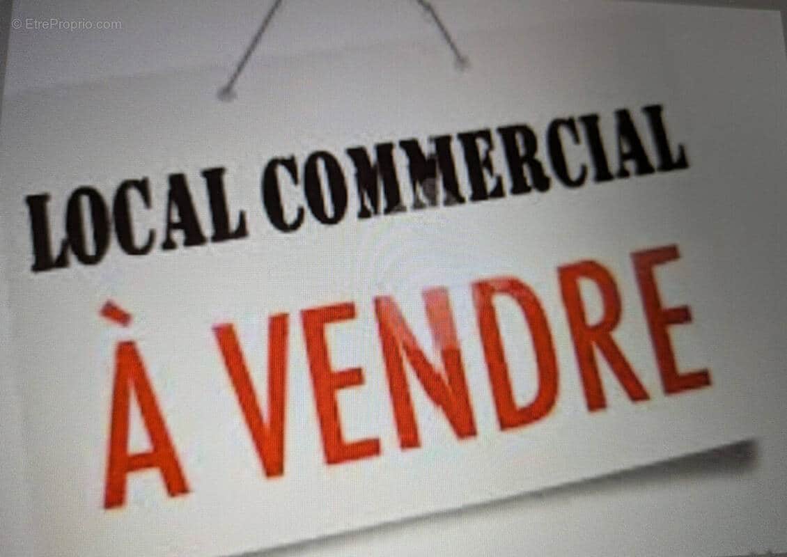 Local commercial · 30 m² · Achat des murs — photo 1
