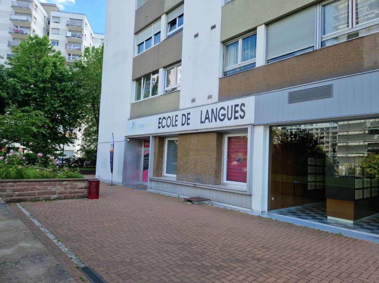 Local commercial · 104 m² · Achat des murs — photo 1