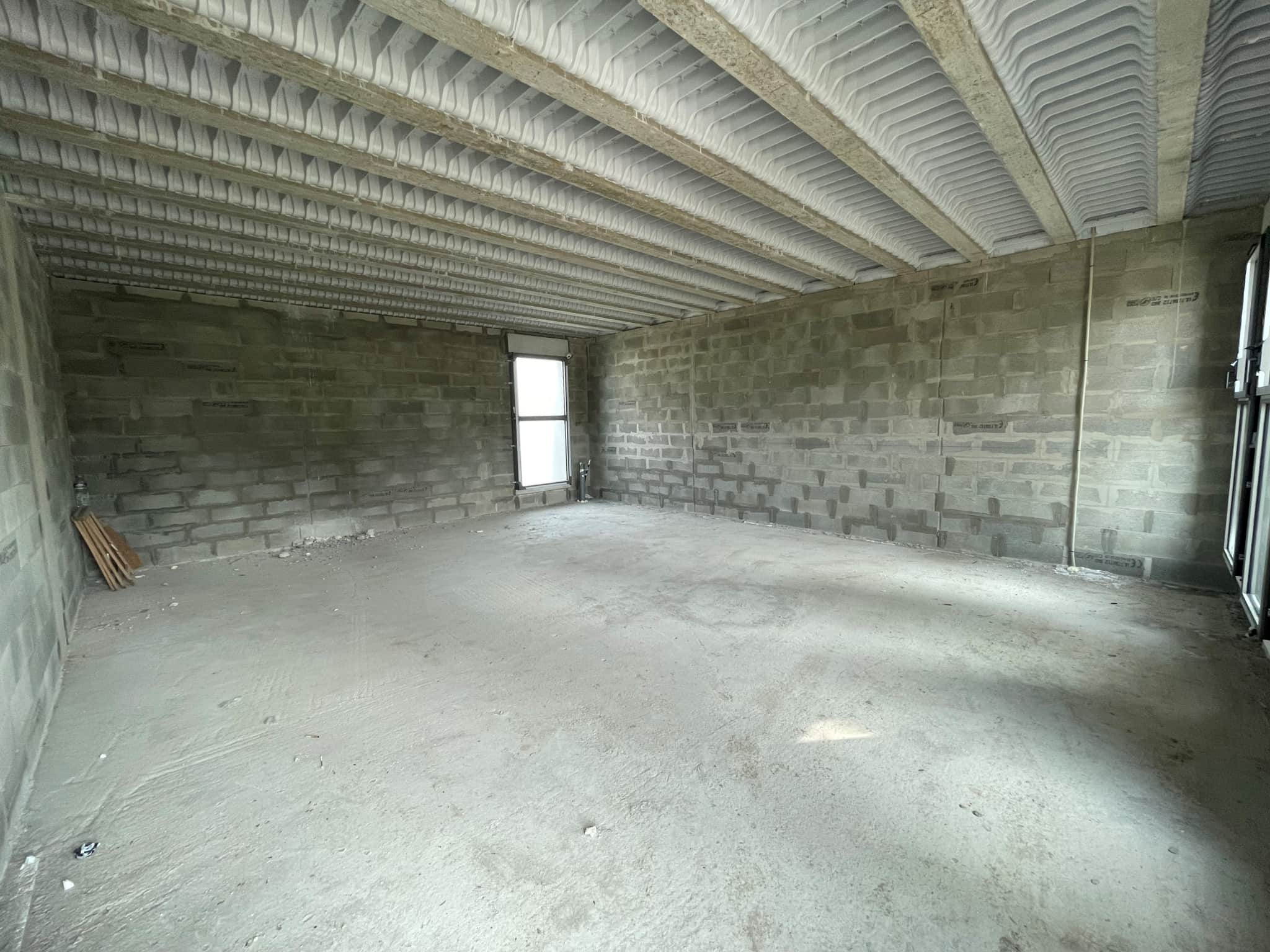 Local commercial · 49 m² · Location — photo 1