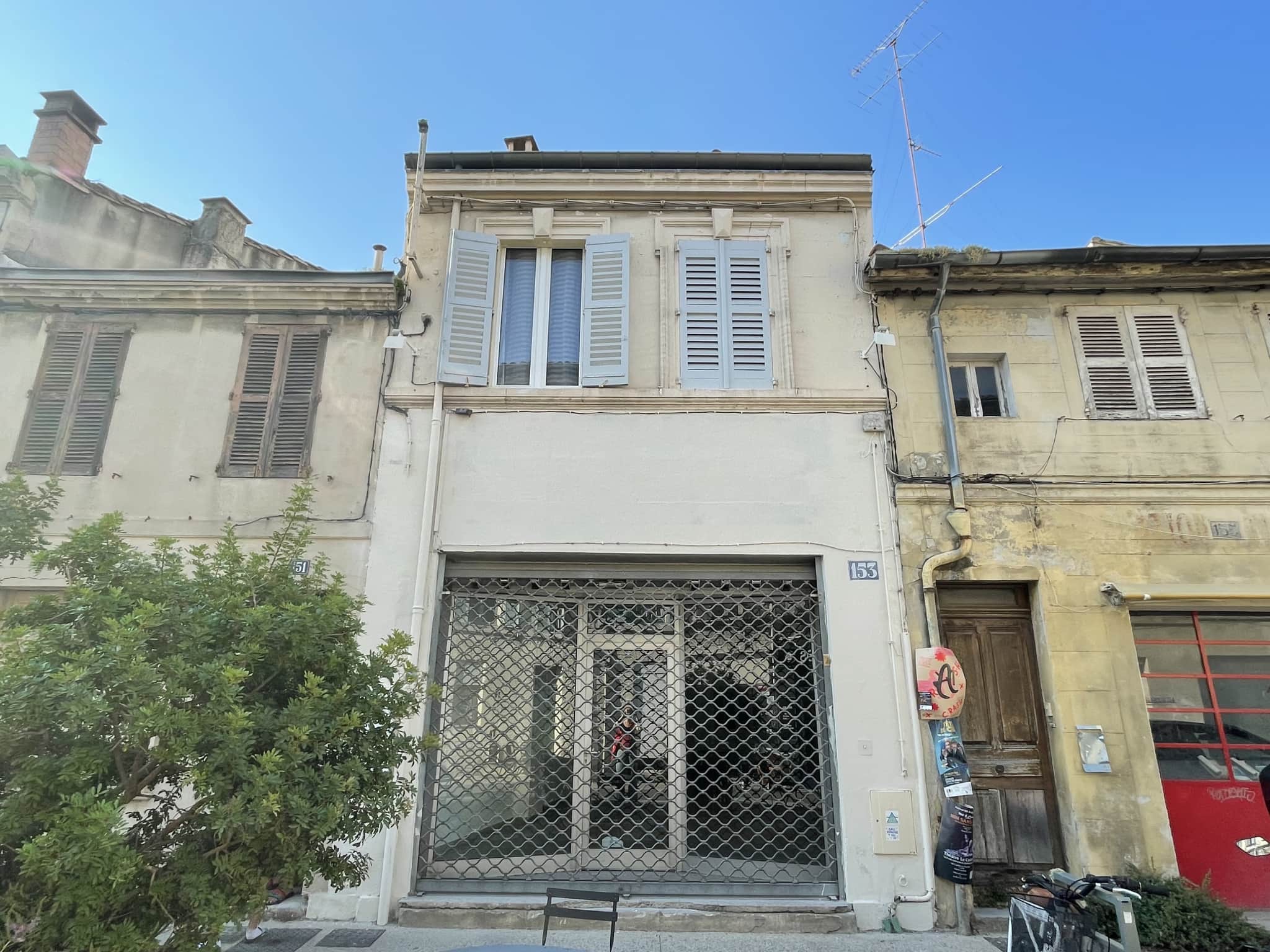 Local commercial · 139 m² · Location — photo 1